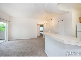 Photo #1: 941145 Listing