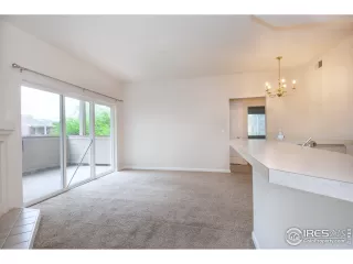 Photo #2: 941145 Listing