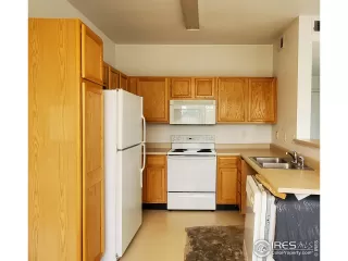 Photo #3: 941278 Listing