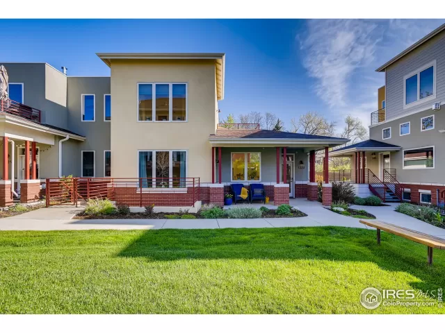 MLS: 941282 Condo For Sale