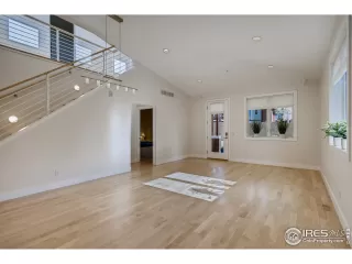 Photo #5: 941282 Listing