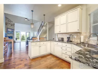 Photo #4: 941287 Listing