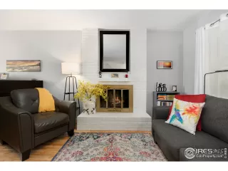 Photo #2: 941374 Listing