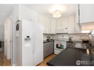 Photo #4: 941374 Listing