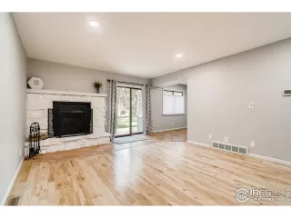 Photo #2: 941381 Listing