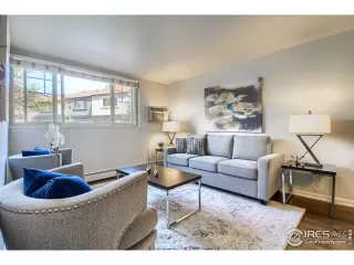 Photo #4: 941385 Listing