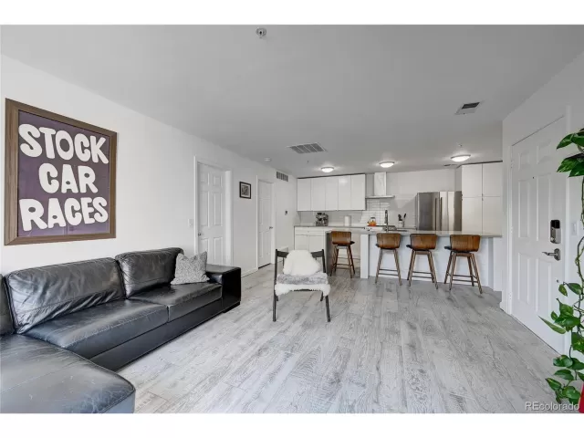 MLS: 9414203 Condo For Sale