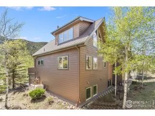 Photo #2: 941536 Listing