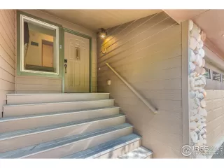 Photo #5: 941536 Listing