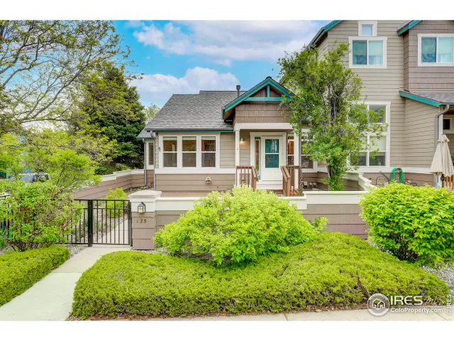 MLS: 941584 Condo For Sale