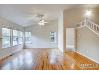 Photo #2: 941584 Listing