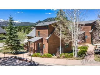 Photo #2: 941612 Listing