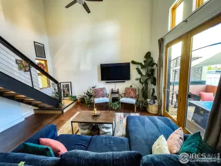 Photo #2: 941656 Listing