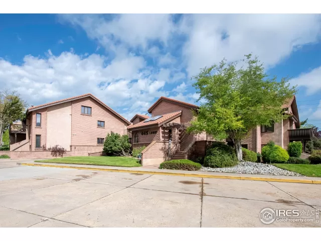 MLS: 941685 Condo For Sale