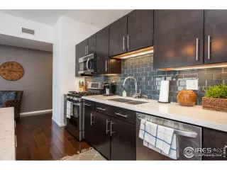 Photo #3: 941705 Listing