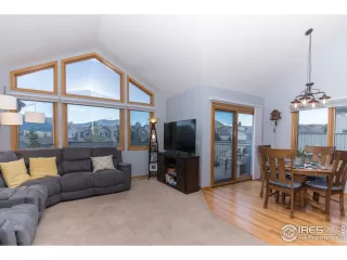 Photo #6: 941815 Listing