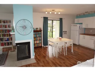 Photo #2: 941848 Listing