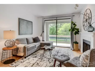 Photo #1: 941940 Listing 