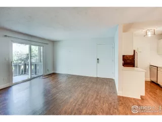 Photo #4: 941941 Listing 