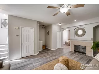 Photo #5: 941948 Listing