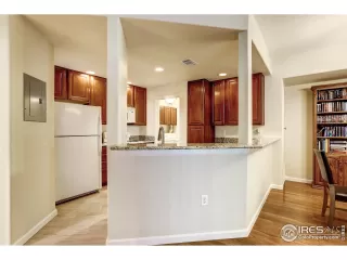 Photo #2: 941958 Listing