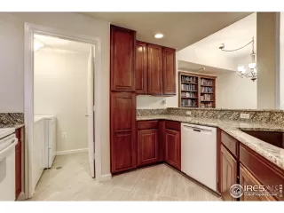 Photo #4: 941958 Listing