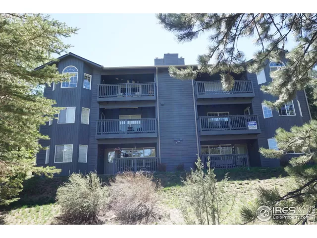 MLS: 942003 Condo For Sale