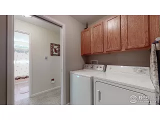 Photo #6: 942003 Listing