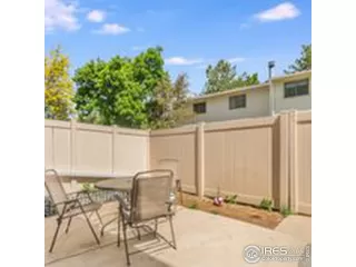 Photo #2: 942017 Listing 