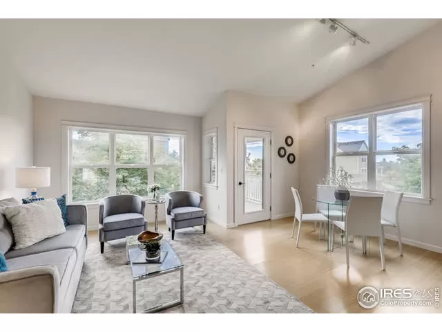 MLS: 942038 Condo For Sale