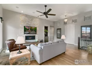 Photo #3: 942075 Listing