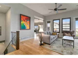 Photo #4: 942075 Listing