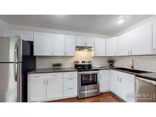 Photo #1: 942080 Listing