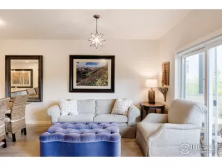 Photo #2: 942086 Listing