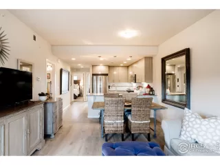 Photo #6: 942086 Listing