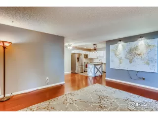 Photo #5: 942104 Listing