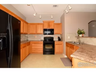 Photo #4: 942108 Listing