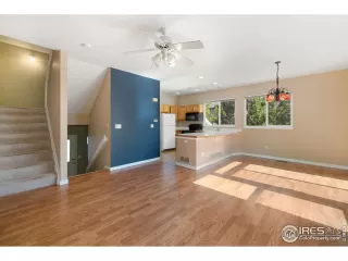 Photo #1: 942112 Listing