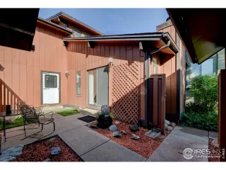 Photo #2: 942141 Listing