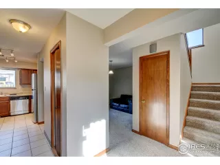 Photo #4: 942141 Listing