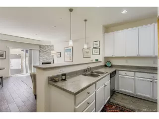 Photo #6: 9421412 Listing