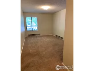 Photo #4: 942160 Listing