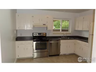 Photo #3: 942202 Listing