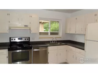 Photo #4: 942202 Listing