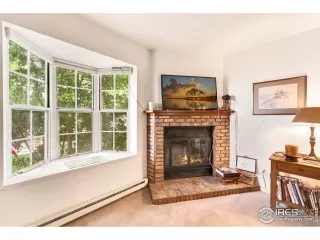 Photo #5: 942224 Listing