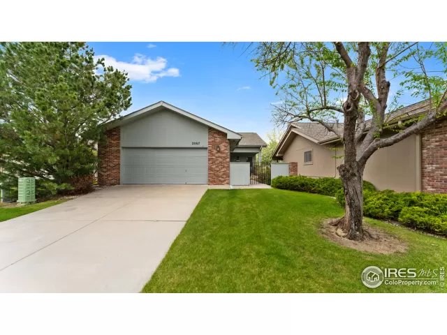 MLS: 942311 Condo For Sale