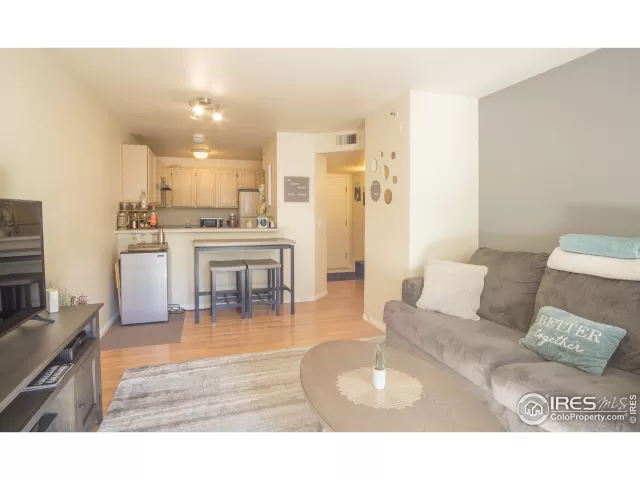 MLS: 942318 Condo For Sale