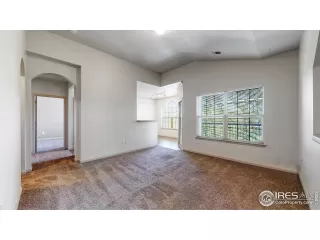 Photo #3: 942370 Listing