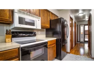 Photo #3: 942376 Listing