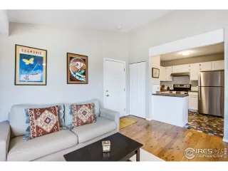 Photo #3: 942383 Listing